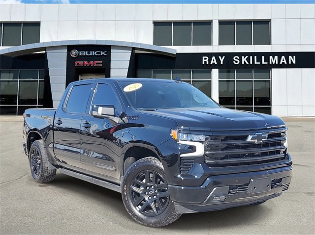 2025 Chevrolet Silverado 1500 High Country's photo