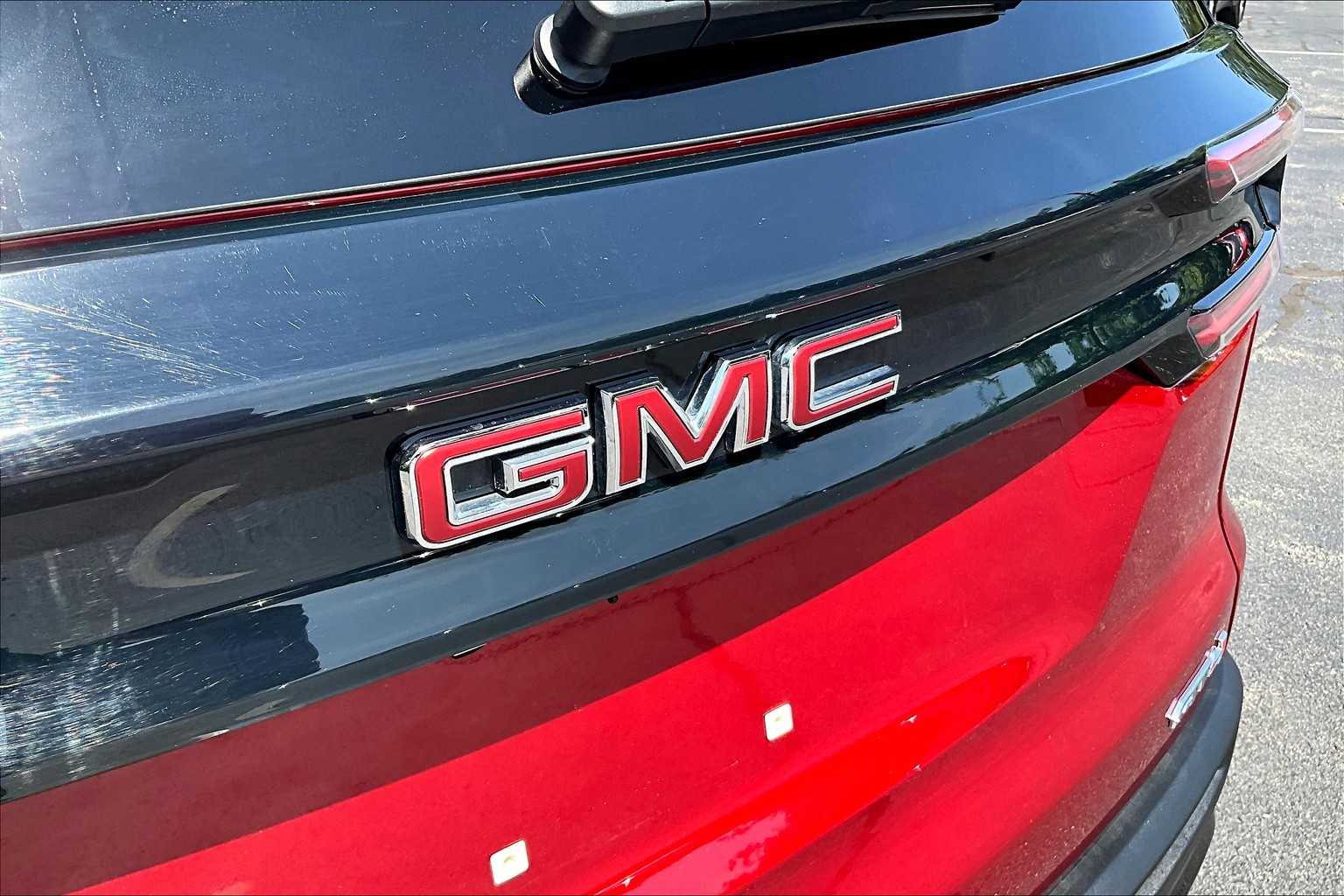 2024 Gmc Acadia AT4 photo 26