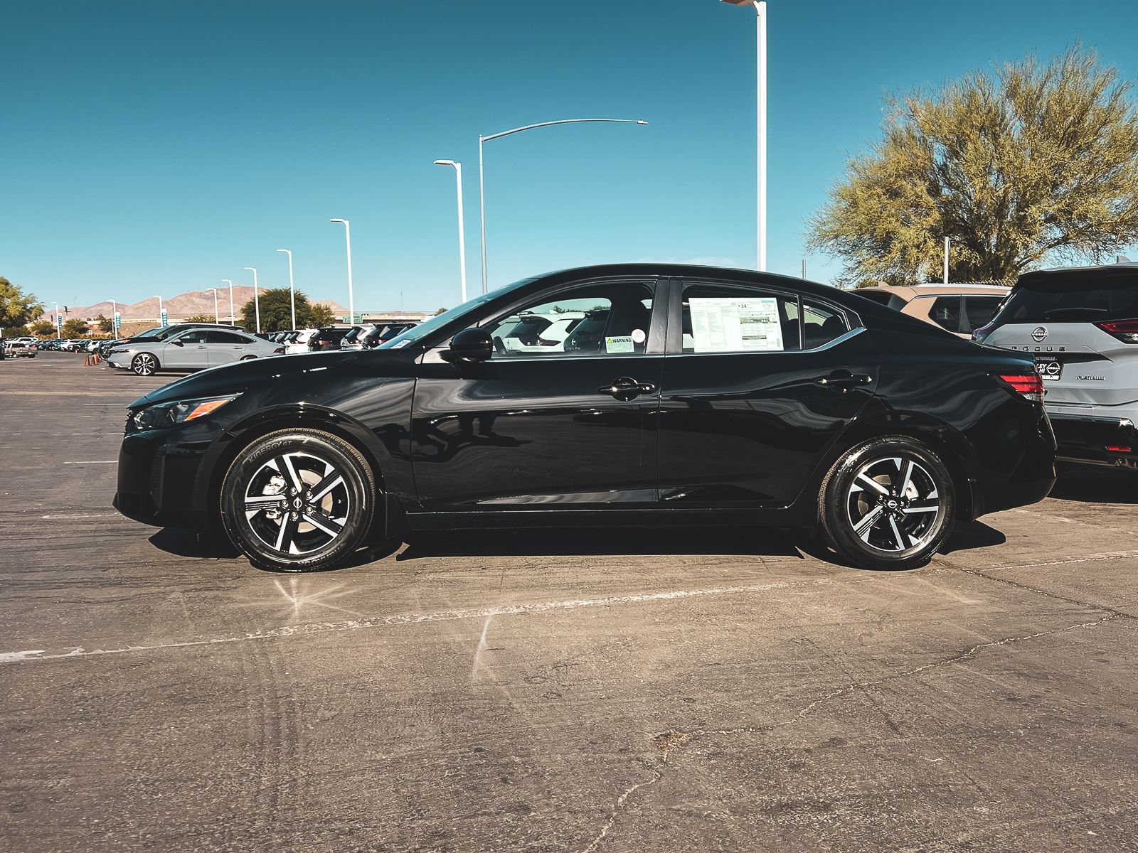 2025 Nissan Sentra SV photo 3