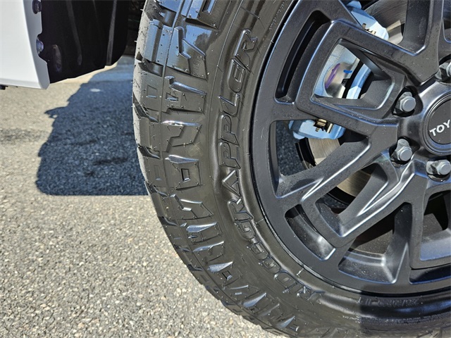 2026 Toyota Tundra SR5 CrewMax photo 18