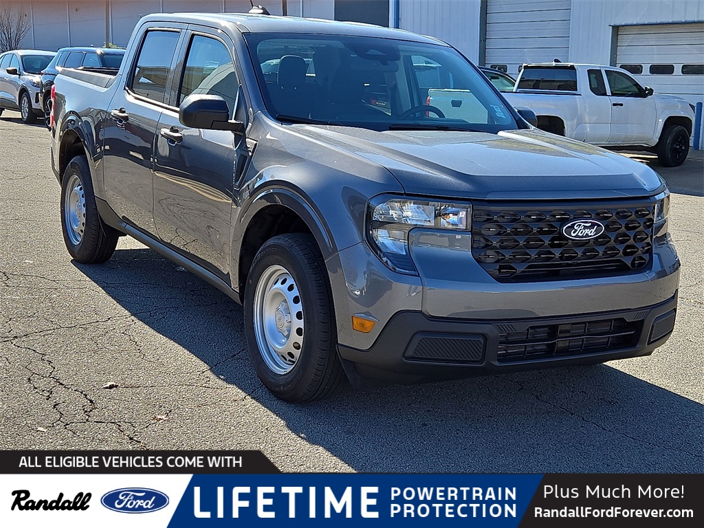 2025 Ford Maverick XL's photo