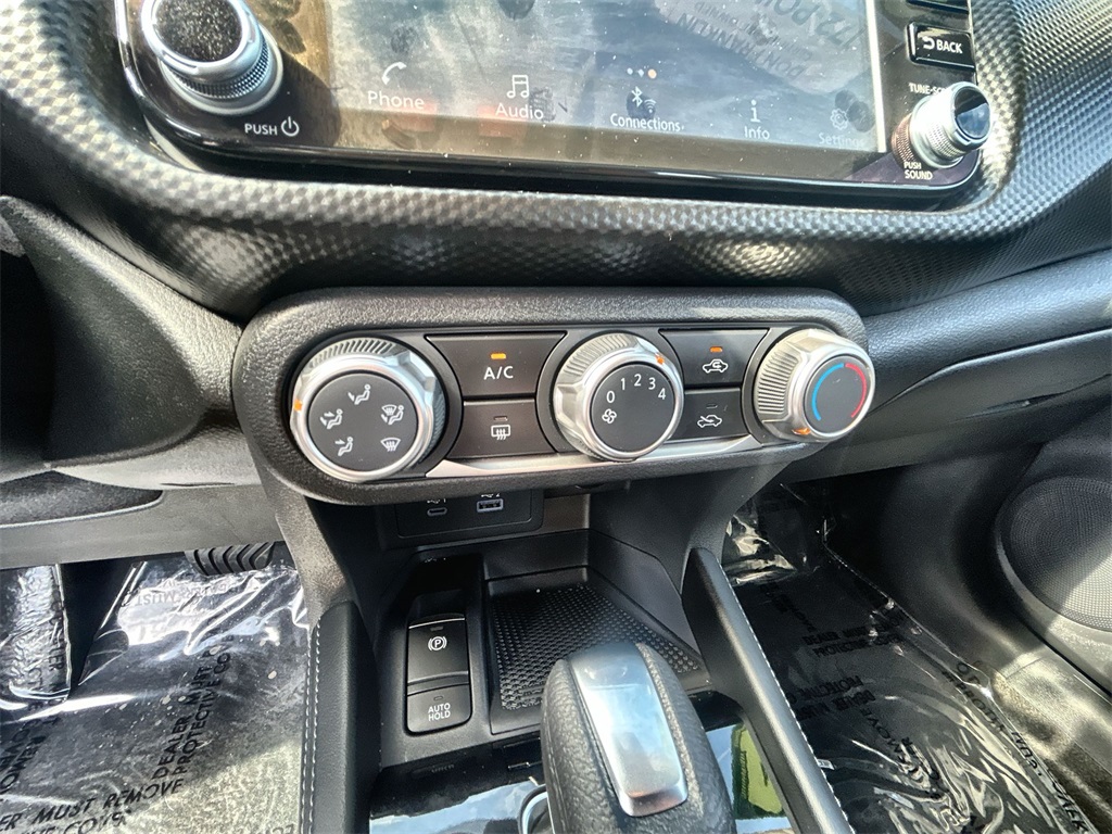 2024 Nissan Kicks SV photo 23
