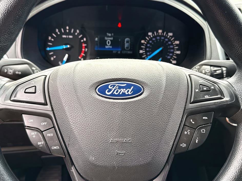 2019 Ford Edge SE photo 18