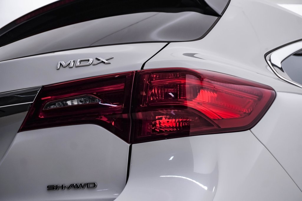 2020 Acura MDX SH-AWD photo 11