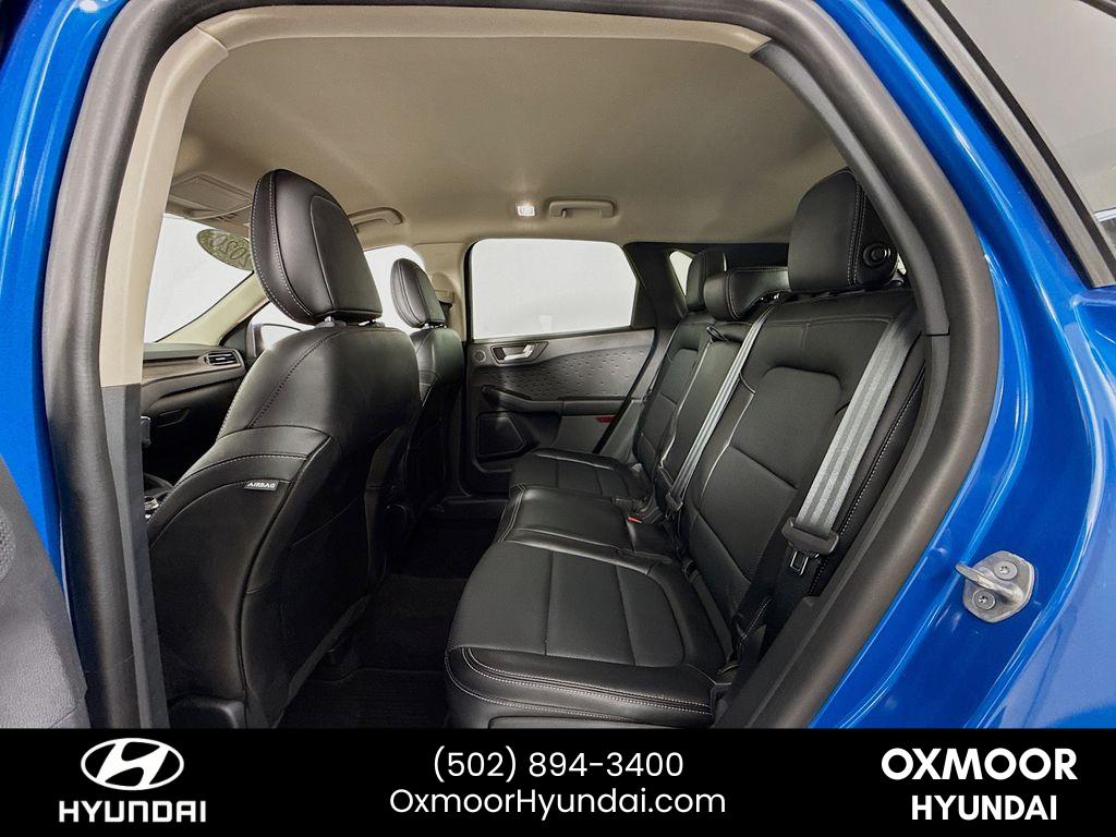 2020 Ford Escape Titanium photo 22