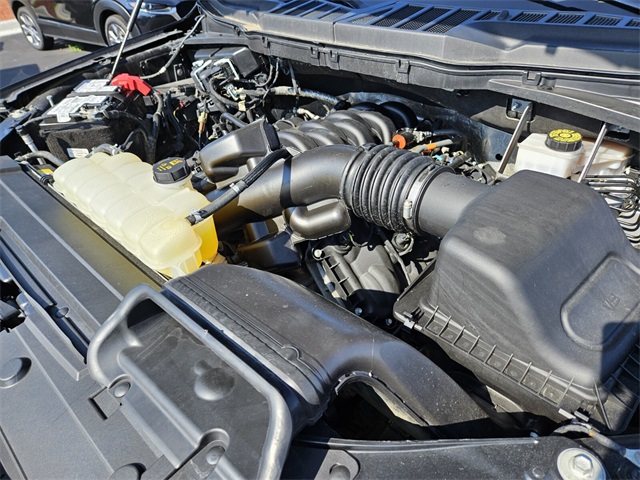 2023 Ford F-150 XLT photo 17