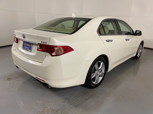 2011 Acura TSX photo 8