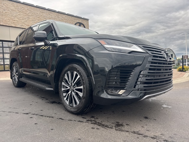 2025 Lexus LX 600 Premium photo 12
