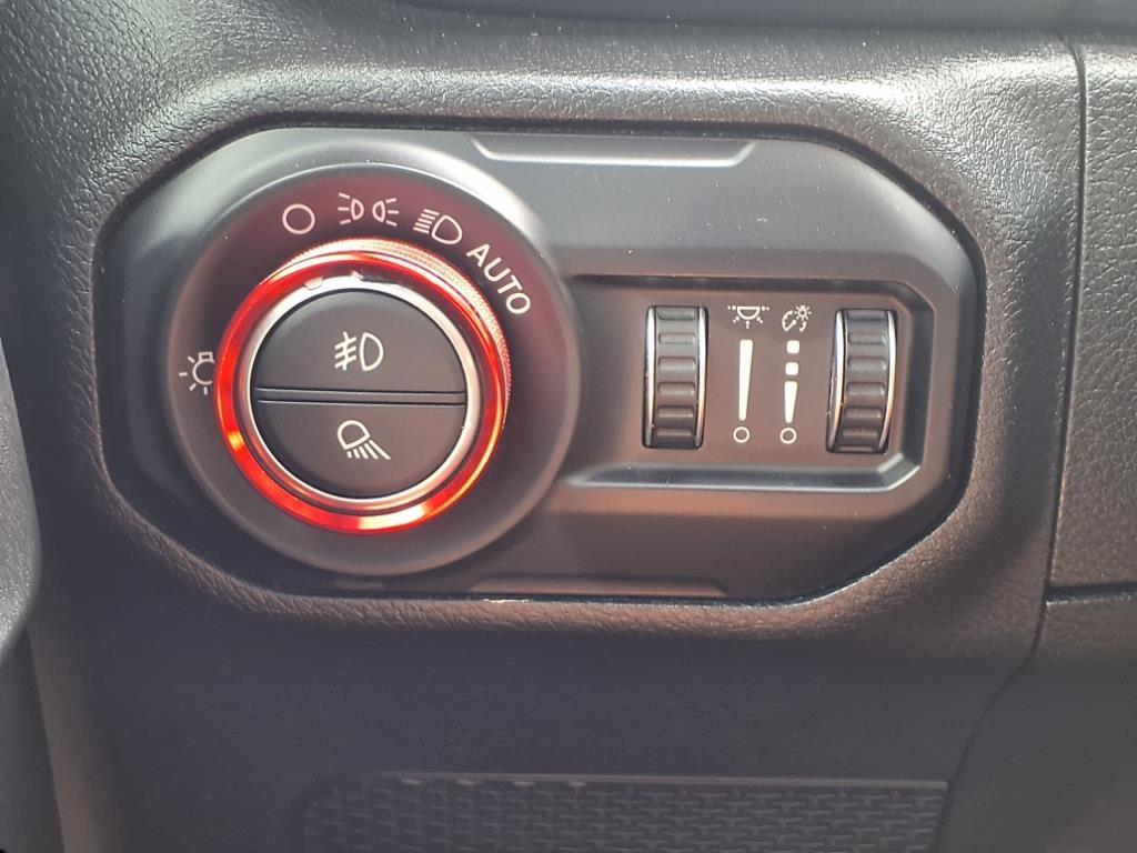 2020 Jeep Gladiator Overland photo 17