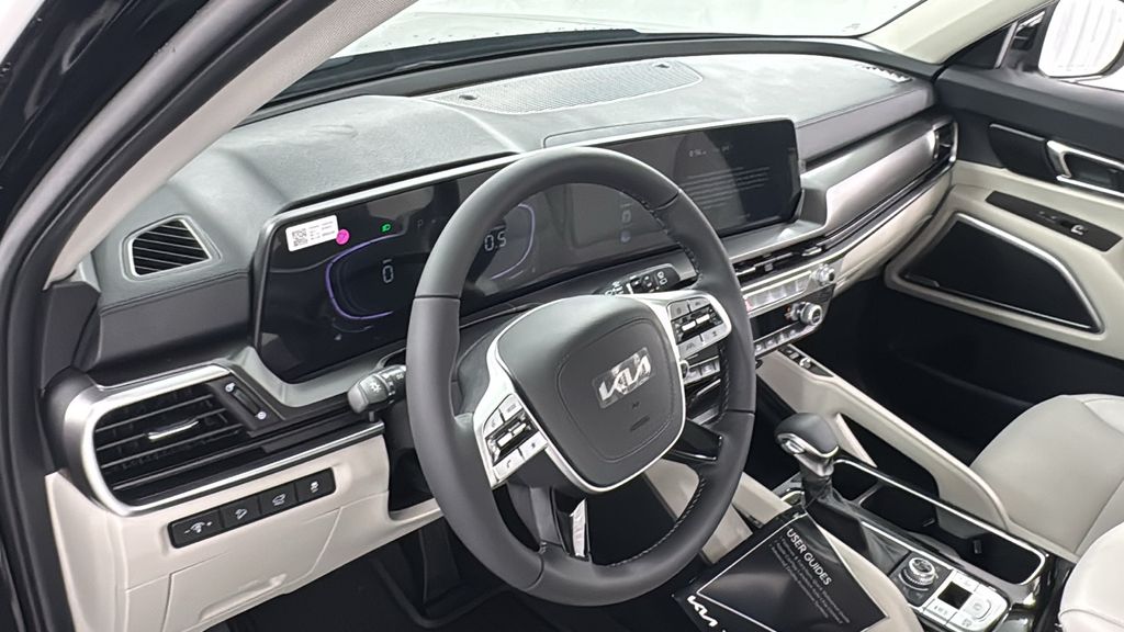 2025 Kia Telluride S photo 34