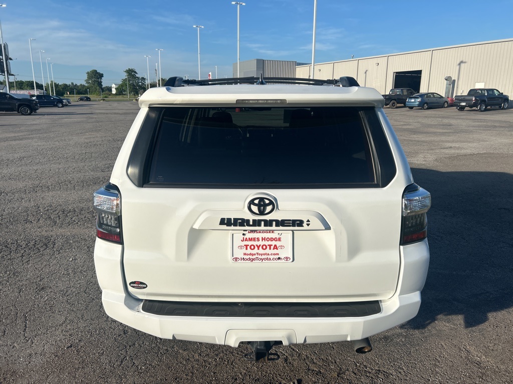 2021 Toyota 4Runner SR5 Premium photo 6