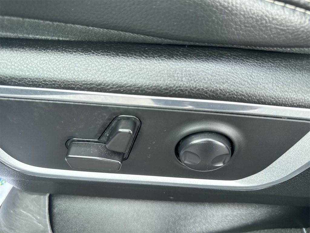 2023 Ram 1500 Laramie photo 15