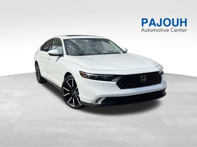 2024 Honda Accord Hybrid Touring's photo