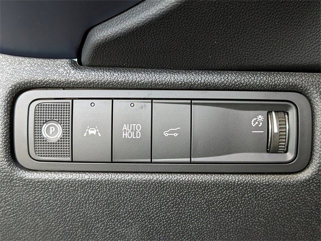 2025 Chevrolet Equinox EV 1LT photo 21