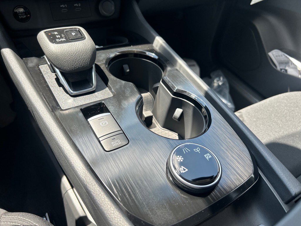 2026 Nissan Rogue S photo 9