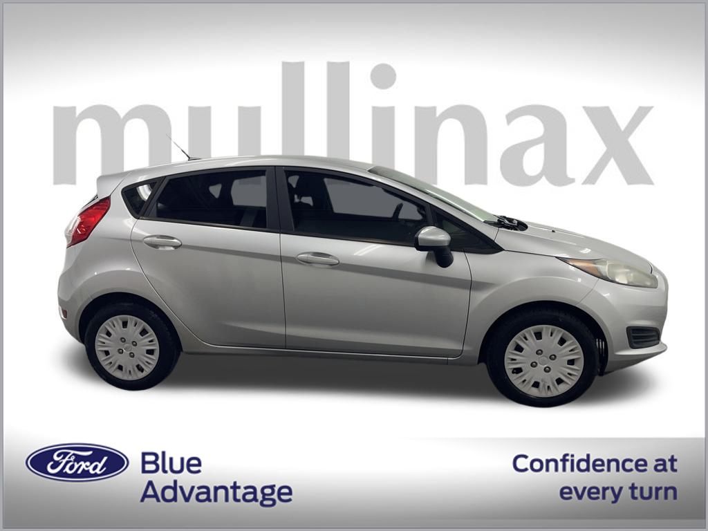 2018 Ford Fiesta S photo 2