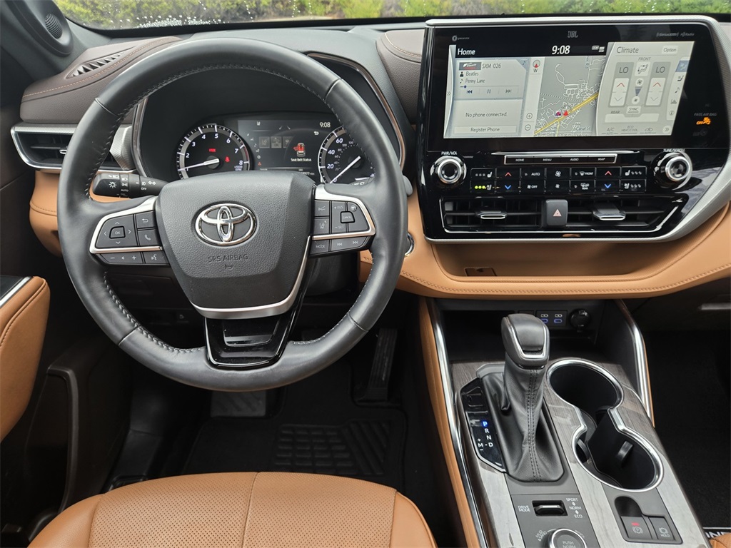 2022 Toyota Highlander Platinum photo 10
