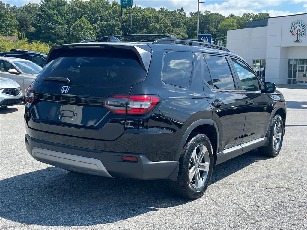 2024 Honda Pilot EX-L photo 3