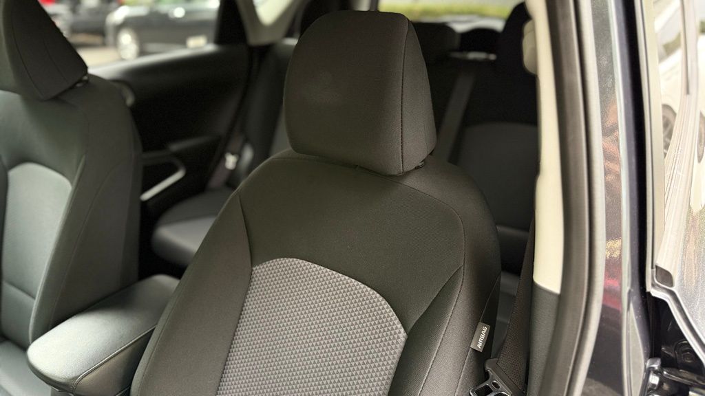 2024 Kia Soul LX photo 21