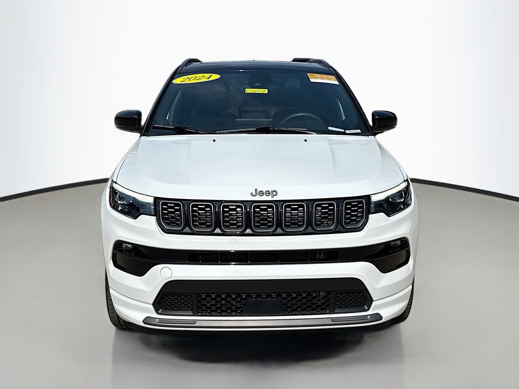 2024 Jeep Compass Limited photo 2