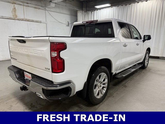 2022 Chevrolet Silverado 1500 LTZ photo 3