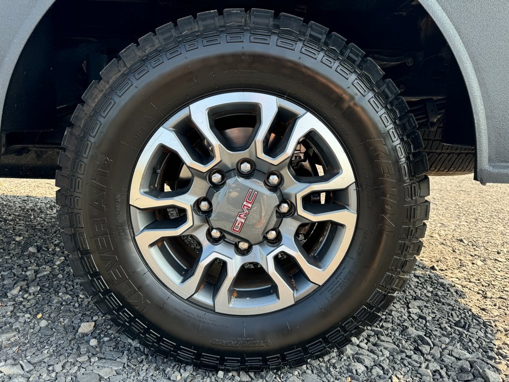 2021 Gmc Sierra SLT photo 11