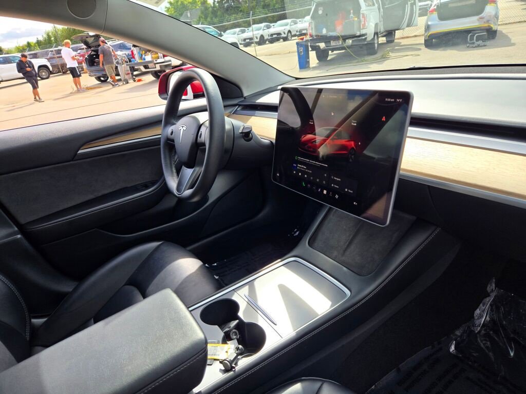 2023 Tesla Model 3 photo 6
