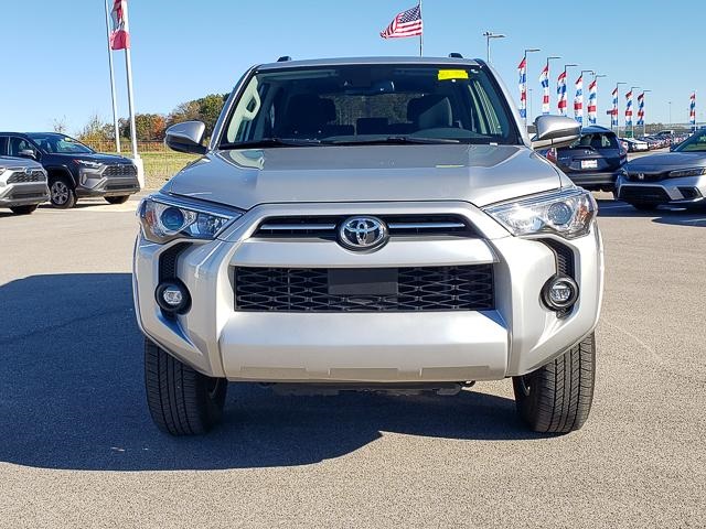 2024 Toyota 4Runner SR5 photo 2