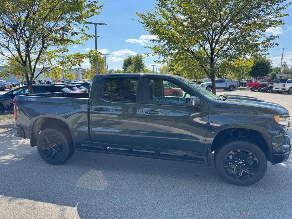 2025 Chevrolet Silverado 1500 LT Trail Boss photo 4