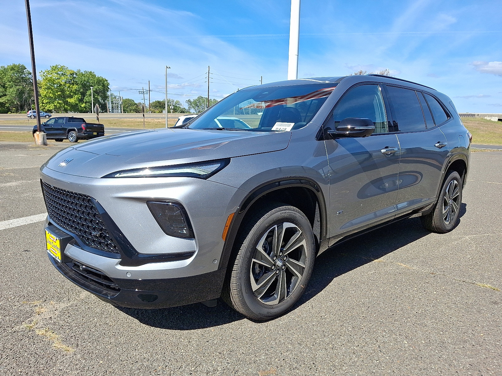 2026 Buick Enclave Sport Touring photo 2