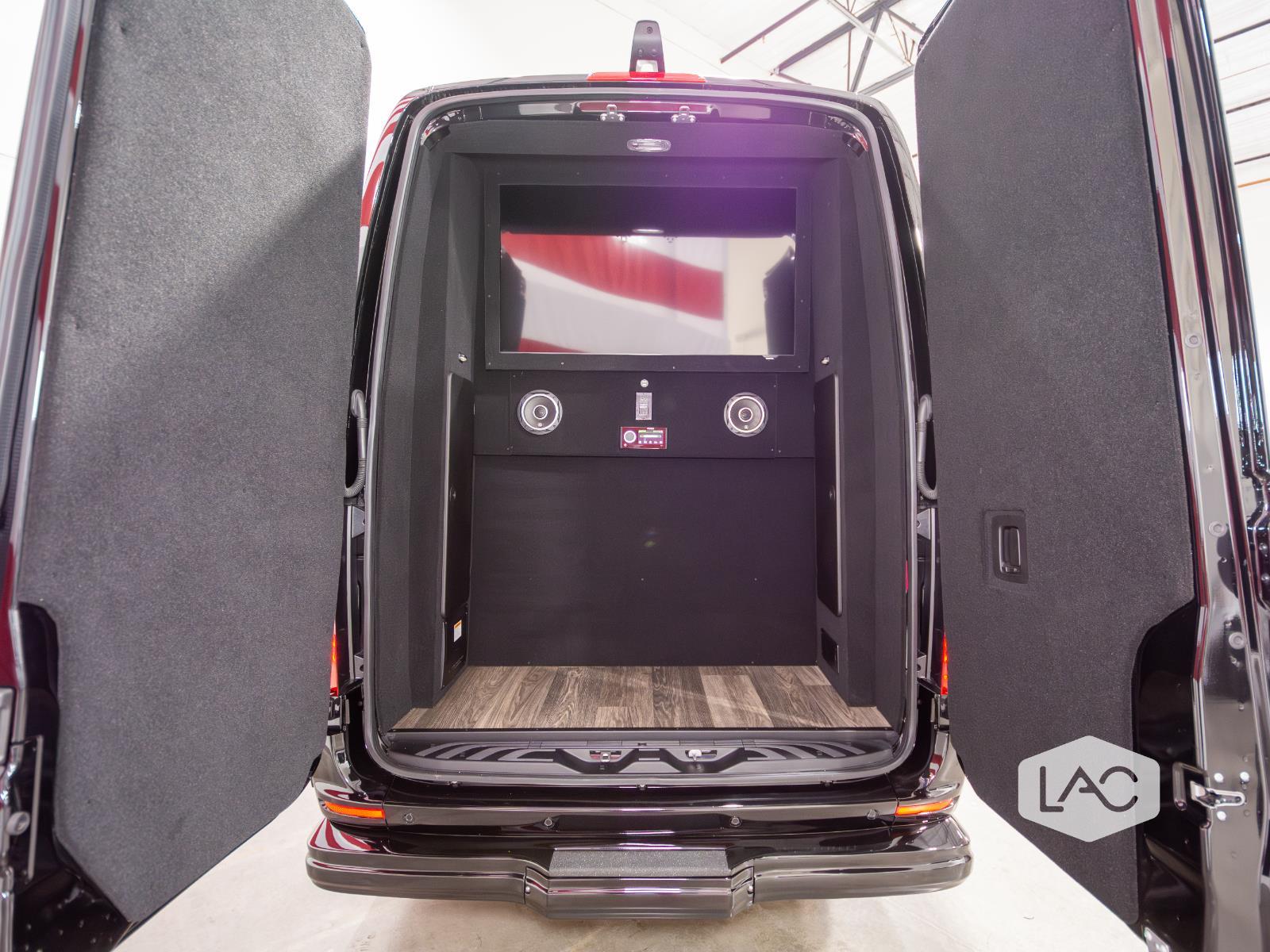 2024 Mercedes Benz Sprinter 3500 photo 17