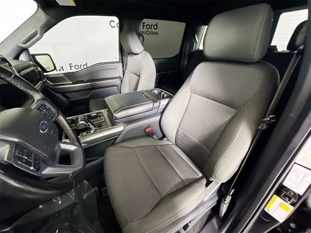 2023 Ford F-150 XLT photo 25