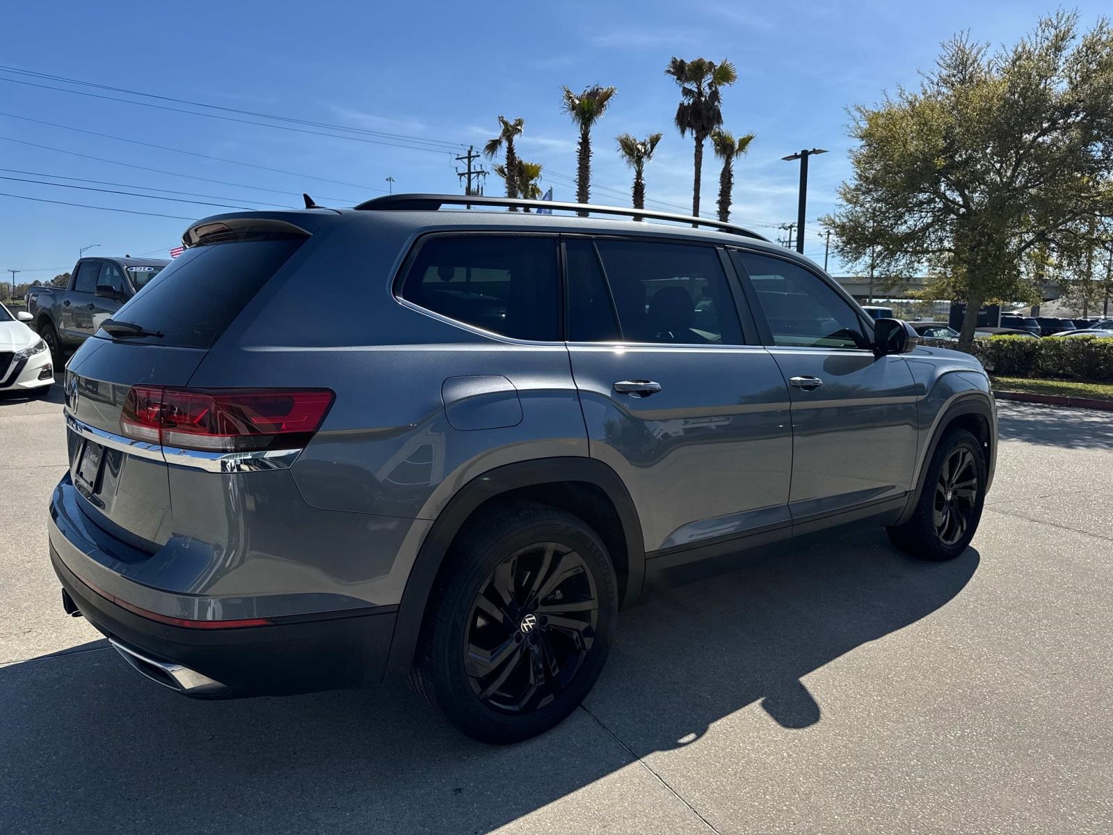 2022 Volkswagen Atlas V6 SE Technology photo 4