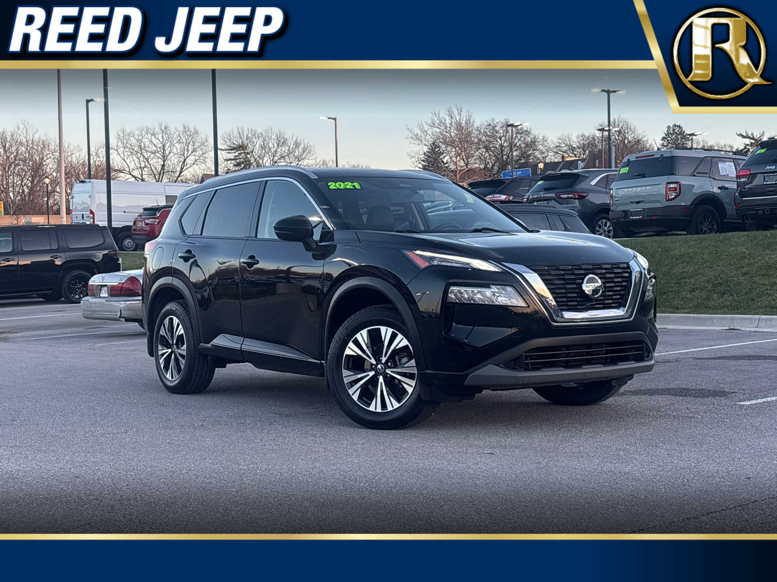 2021 Nissan Rogue SV's photo