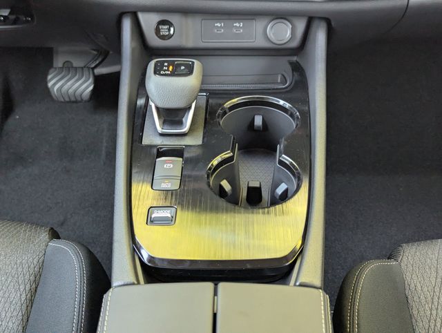 2026 Nissan Rogue SV photo 12