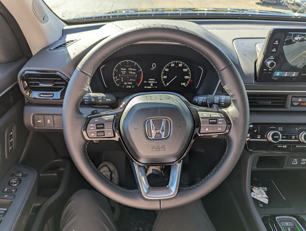 2025 Honda Pilot Touring photo 19