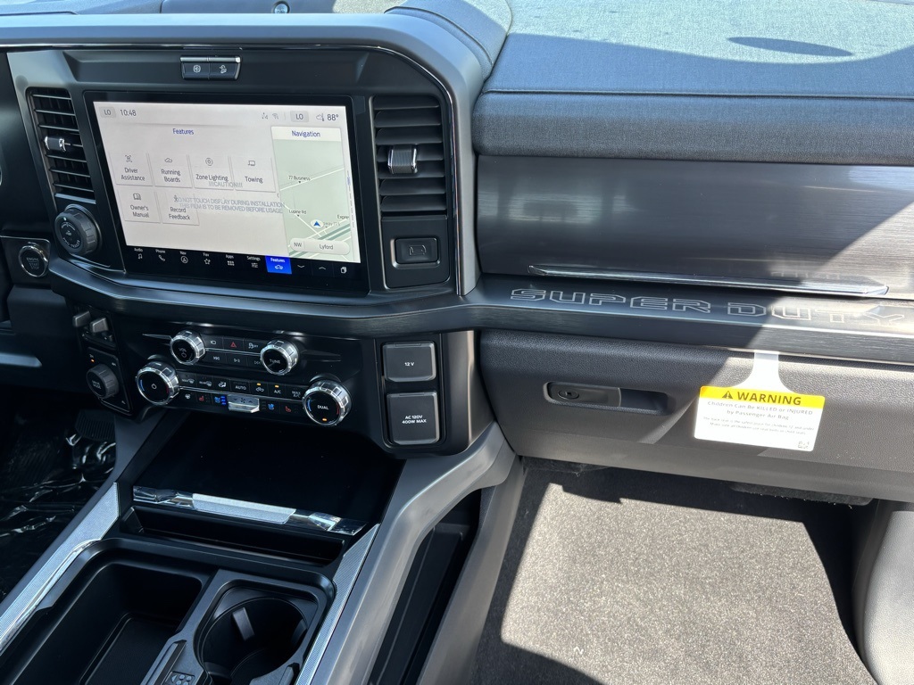2025 Ford F-350 Lariat photo 19