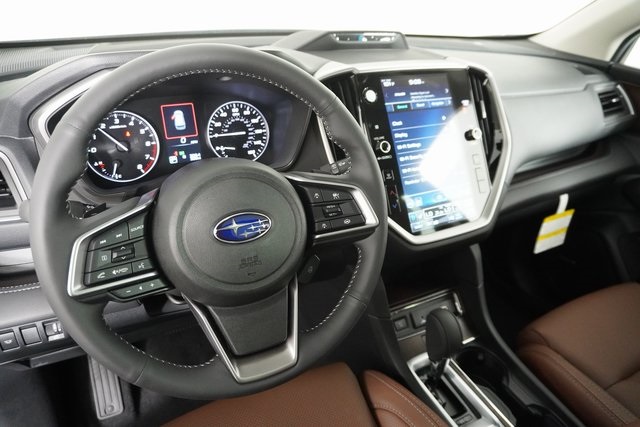 2025 Subaru Ascent Touring photo 14