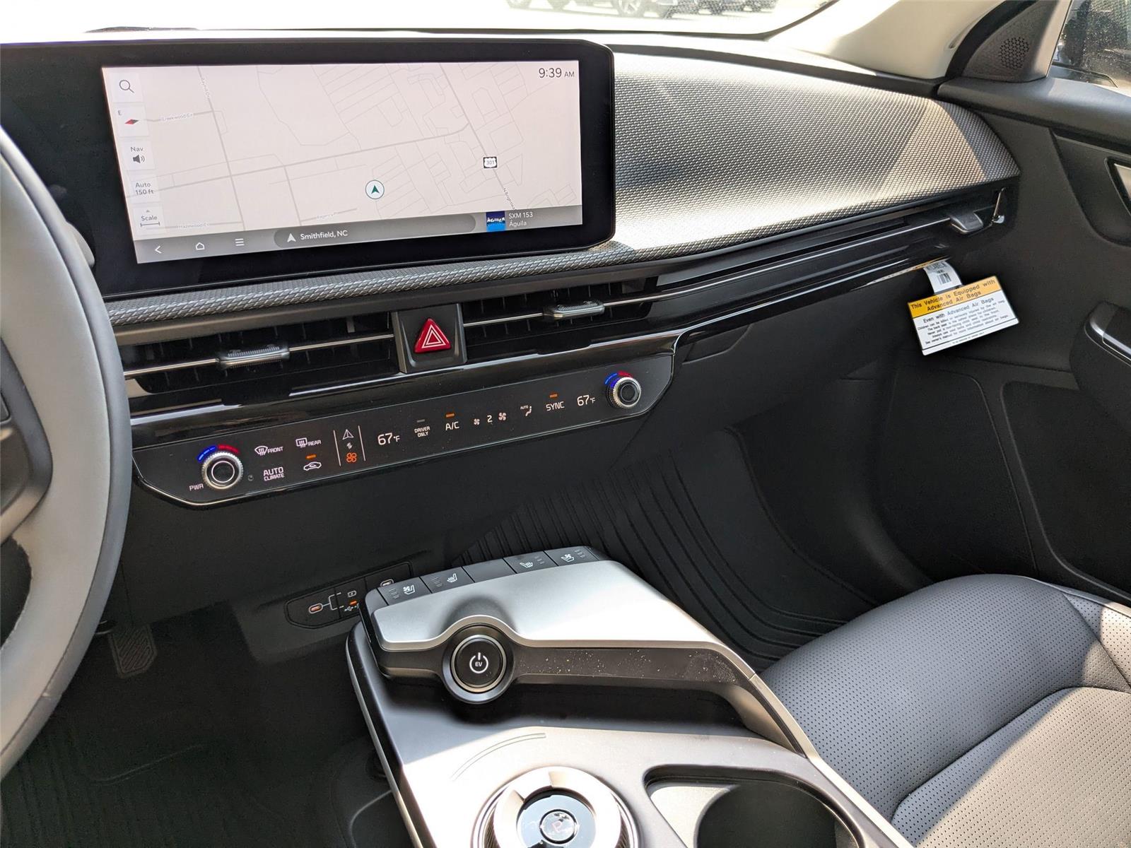 2025 Kia EV6 Wind photo 19