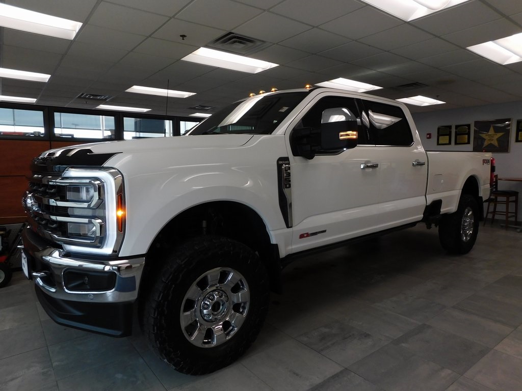2024 Ford F-350 Super Duty King Ranch's photo