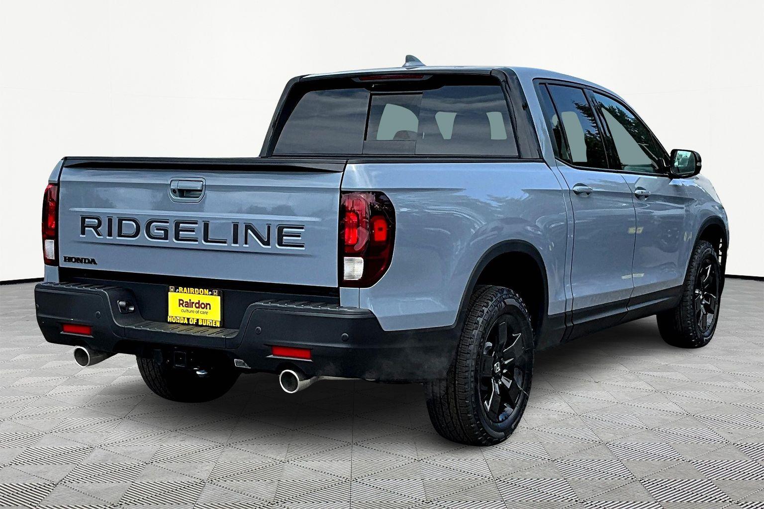 2025 Honda Ridgeline Black Edition photo 14