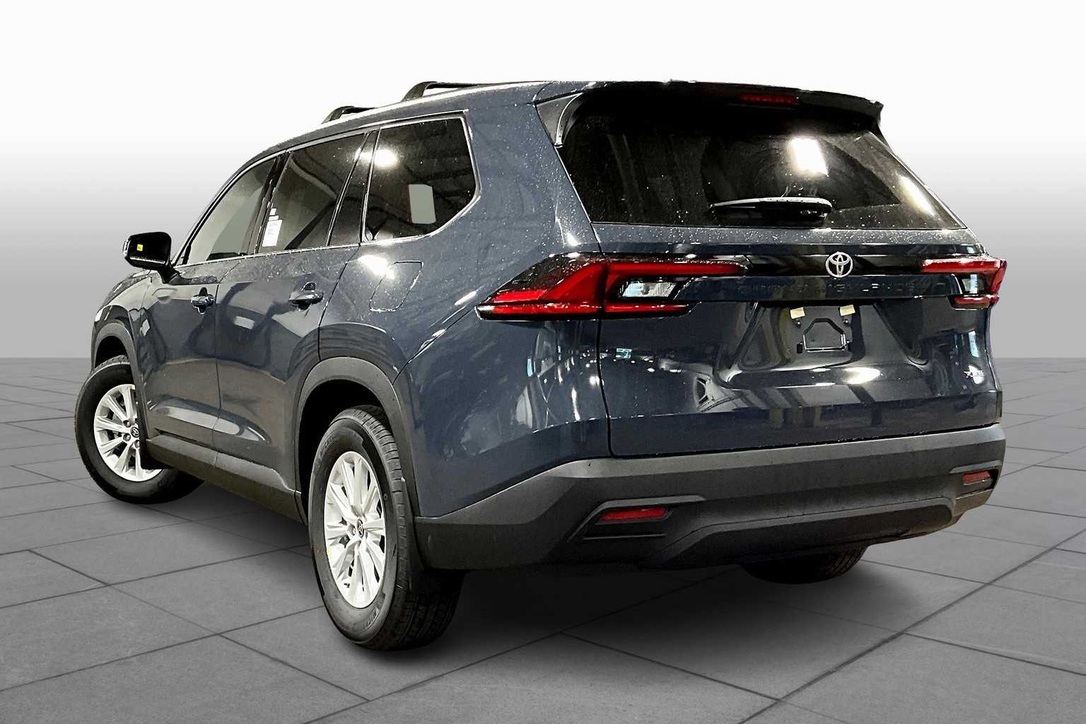 2025 Toyota Grand Highlander XLE photo 11