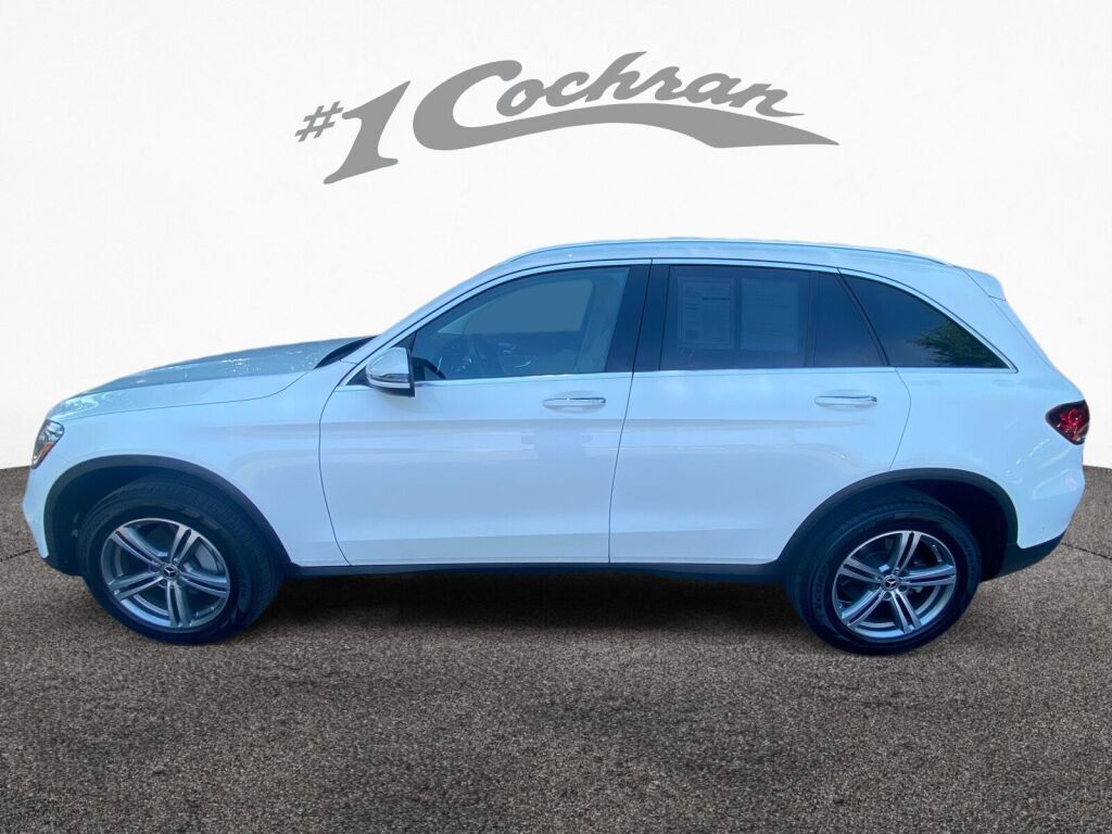2022 Mercedes Benz GLC 300 4MATIC photo 4