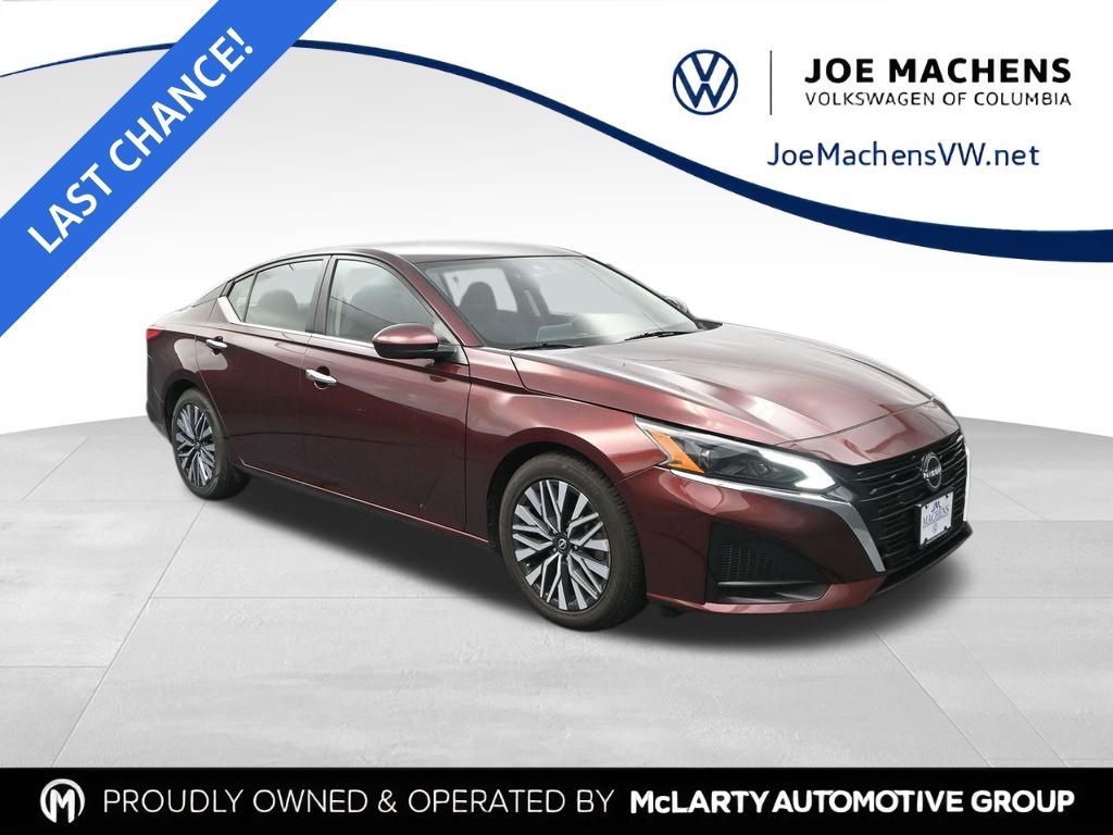 2023 Nissan Altima SV