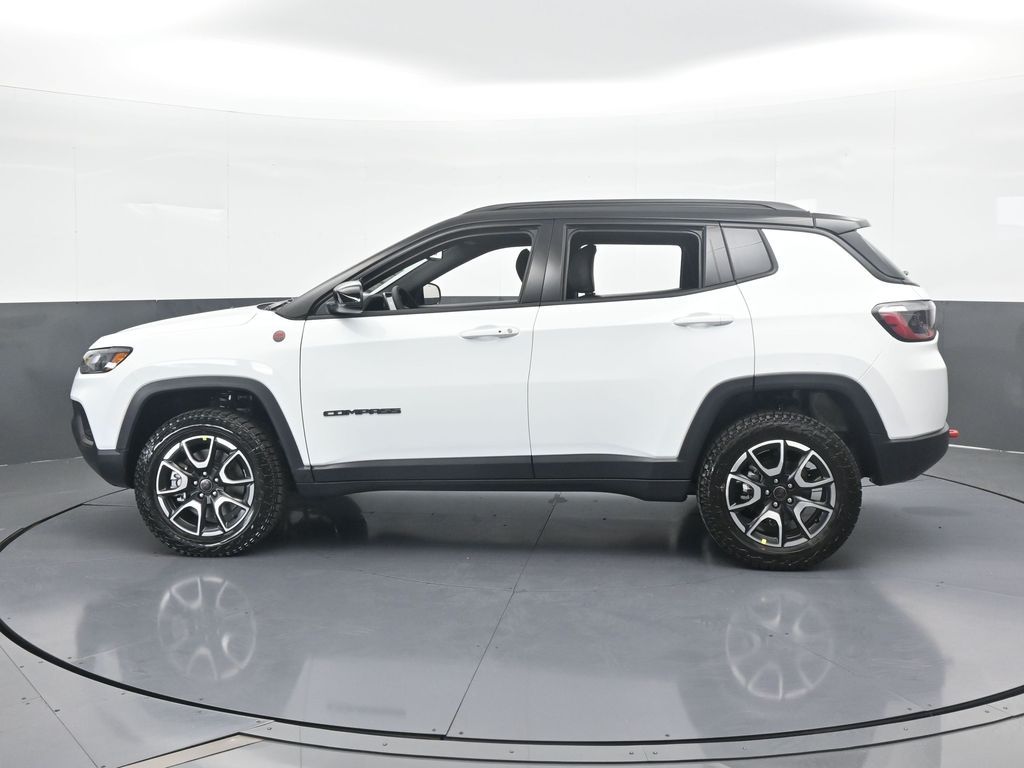 2026 Jeep Compass Trailhawk's photo