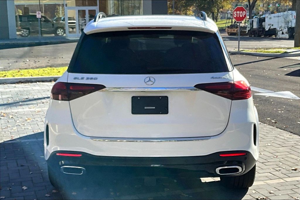 2024 Mercedes Benz GLE 350 4MATIC photo 3