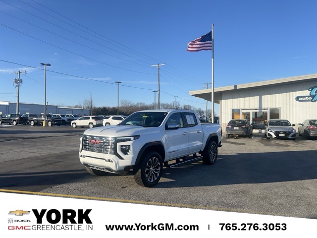2023 GMC Canyon Denali's photo