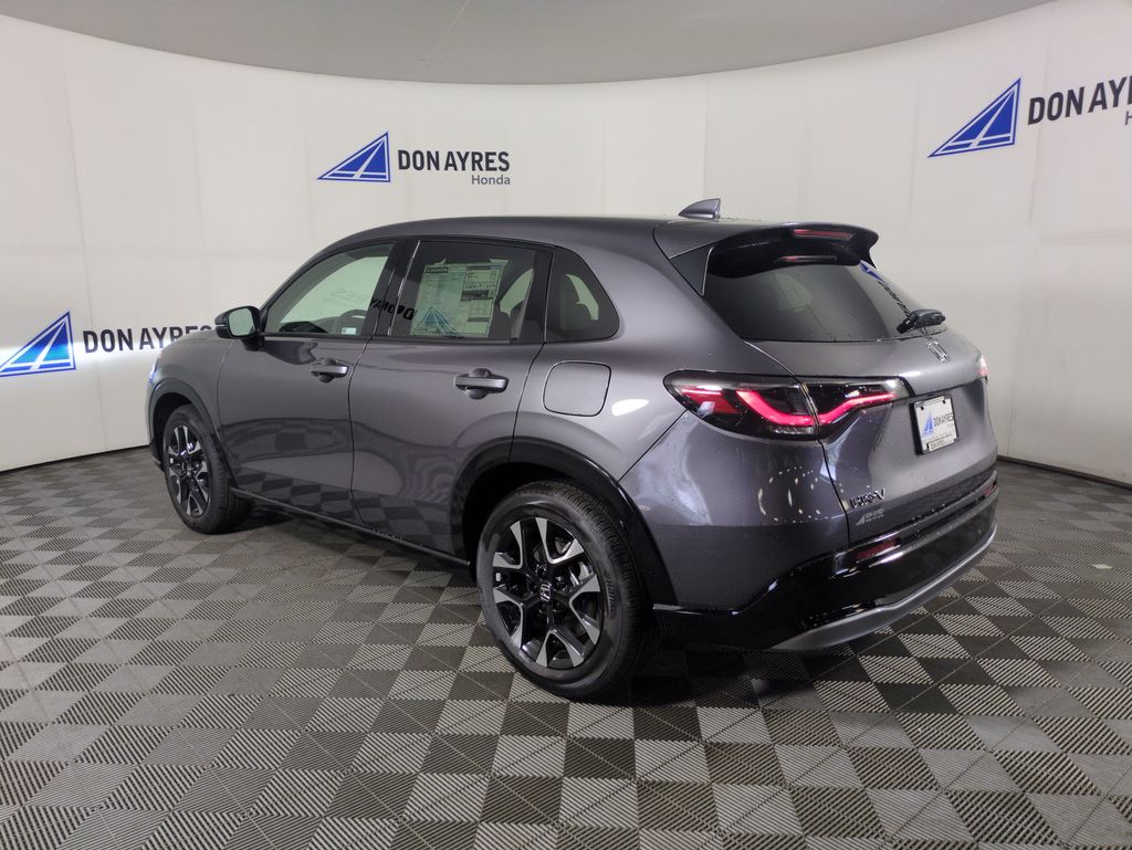 2026 Honda HR-V EX-L photo 2