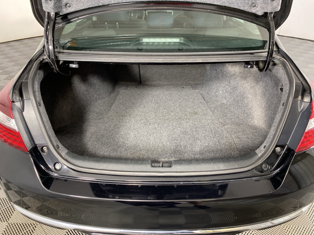 2017 Honda Accord EX photo 8