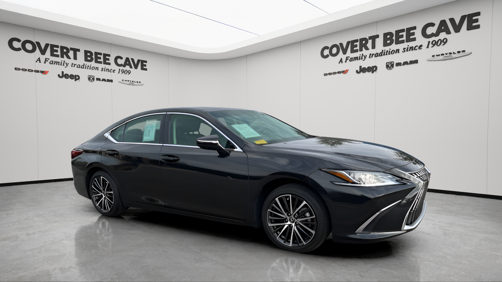 2024 Lexus ES 350's photo